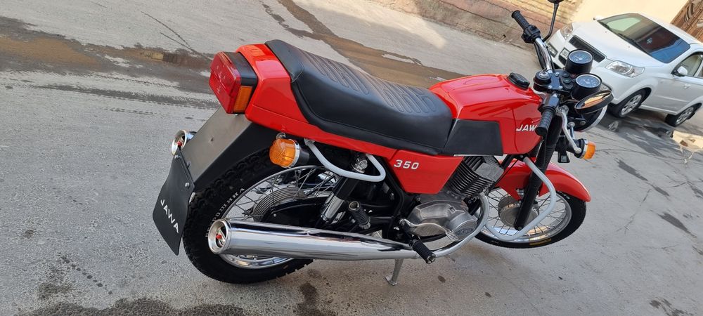 Мотоциклы ява сотилади