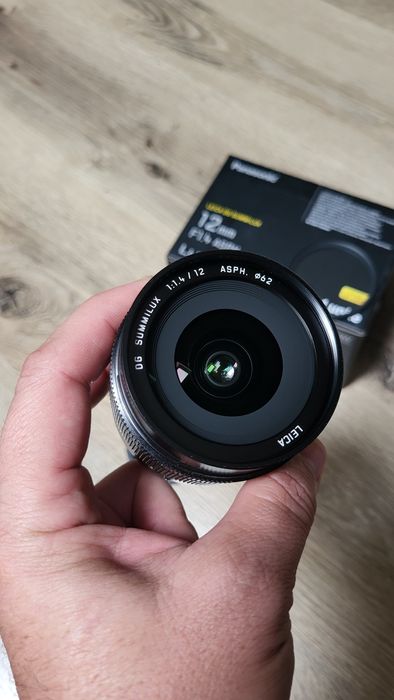 Obiectiv panasonic Leica 12mm f1.4