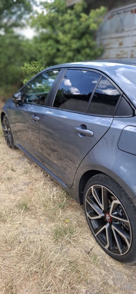 Тойота королаGR SPORT 1,6 i 132hp