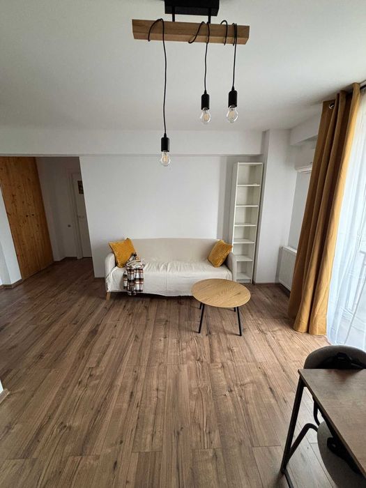 Inchiriere - Apartament 2 camere – mic, dar plin de viață