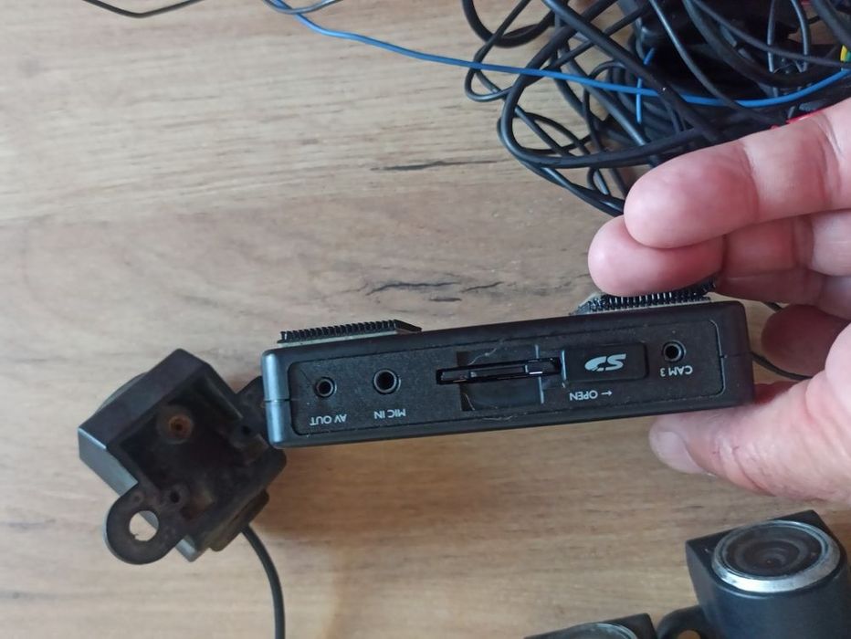 Dvr cu GPS ,4 camere video audio