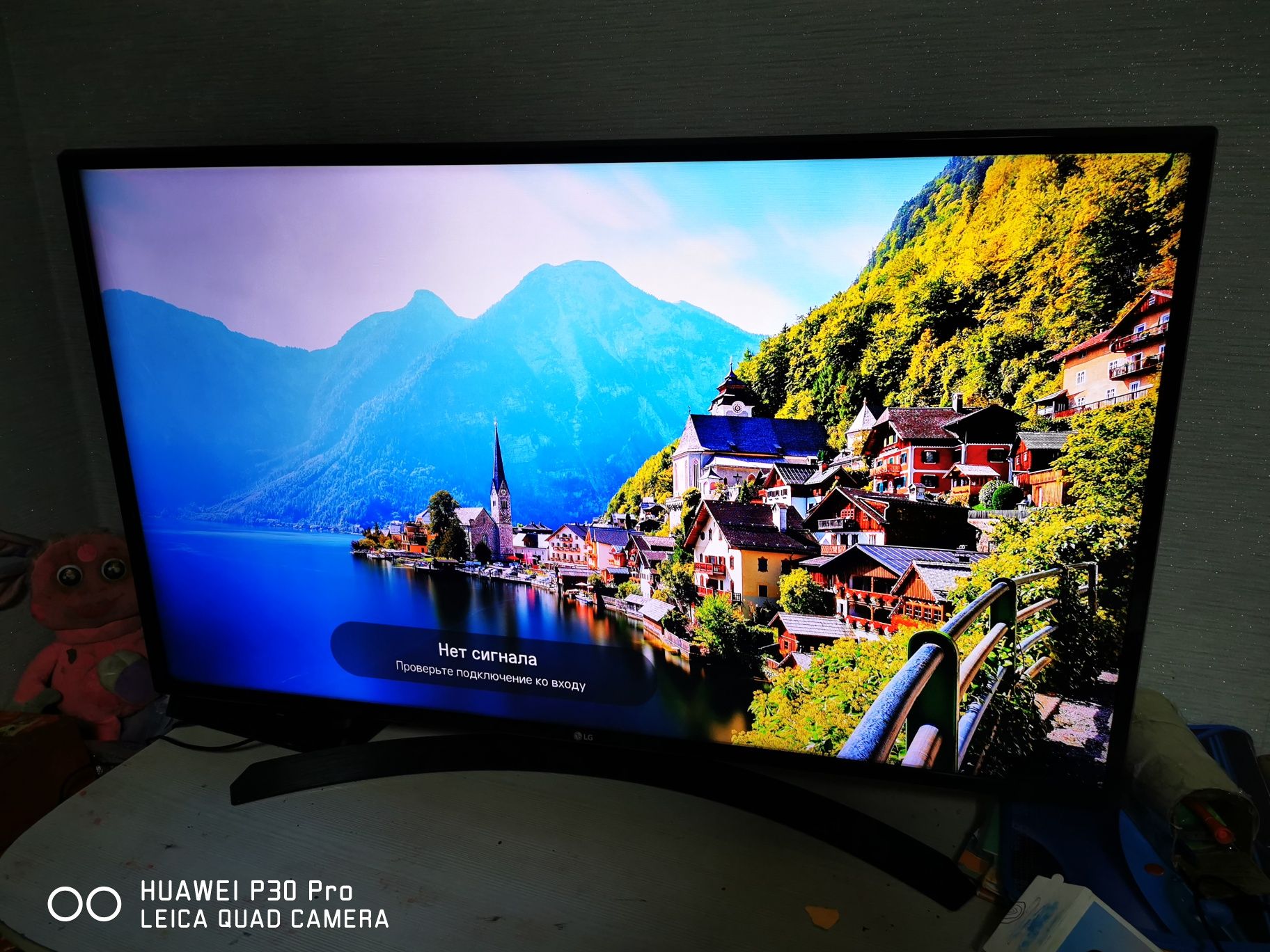 Телевизор LG 43UJ634v