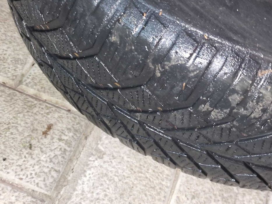 Зимни гуми (Continental/Nexen) 195/65/R15 / 4x100