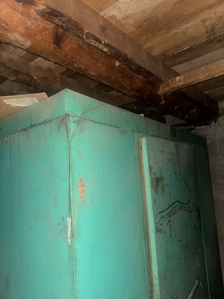 Холодильник refrigerator в нормальном состоянии нет мотора