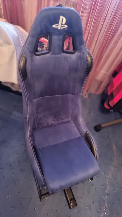 Playseat Evolution Playstation alcantara