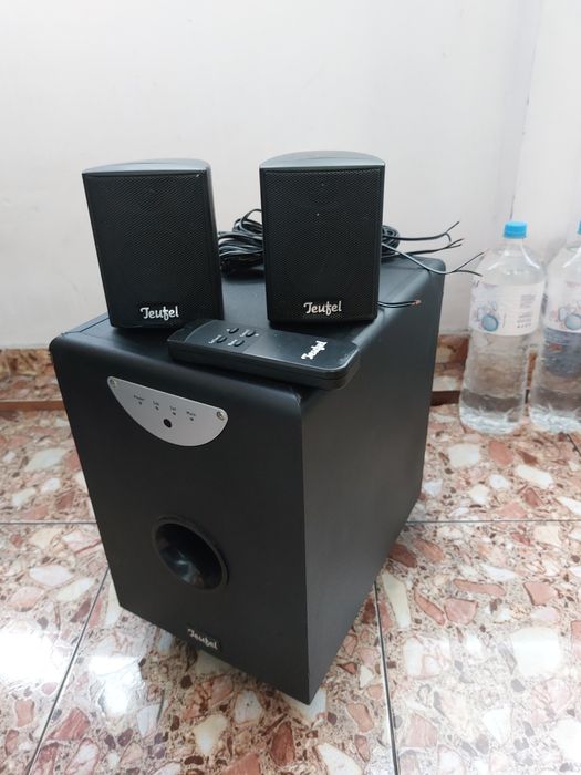 Sistem boxe 2.1 Teufel 100W, subwoofer activ, sateliti, telecomanda