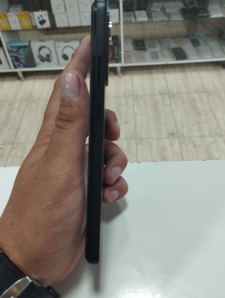 Redmi note 12 pro 8/265 srochna