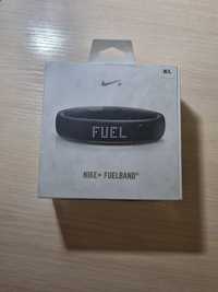 Nike+ Fuelband. Спортивный браслет.