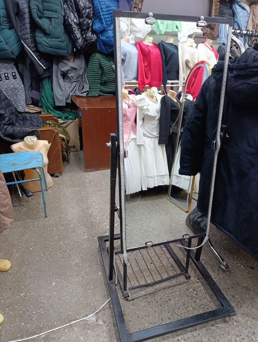 Oyna chirogi  bilan Dokonlarga Tikuvchi ayollarga