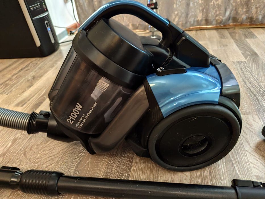 Продам пылесос срочно