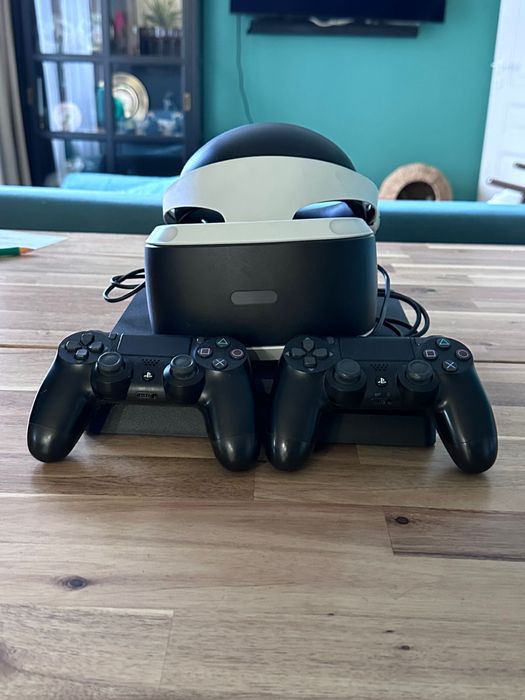 Продаётся Ps 4 с vr очками