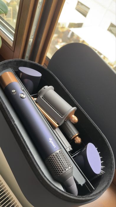 Dyson Airwrap, ca nou