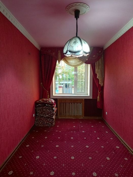 4 x kvartira sotiladi tezda 1 etaj