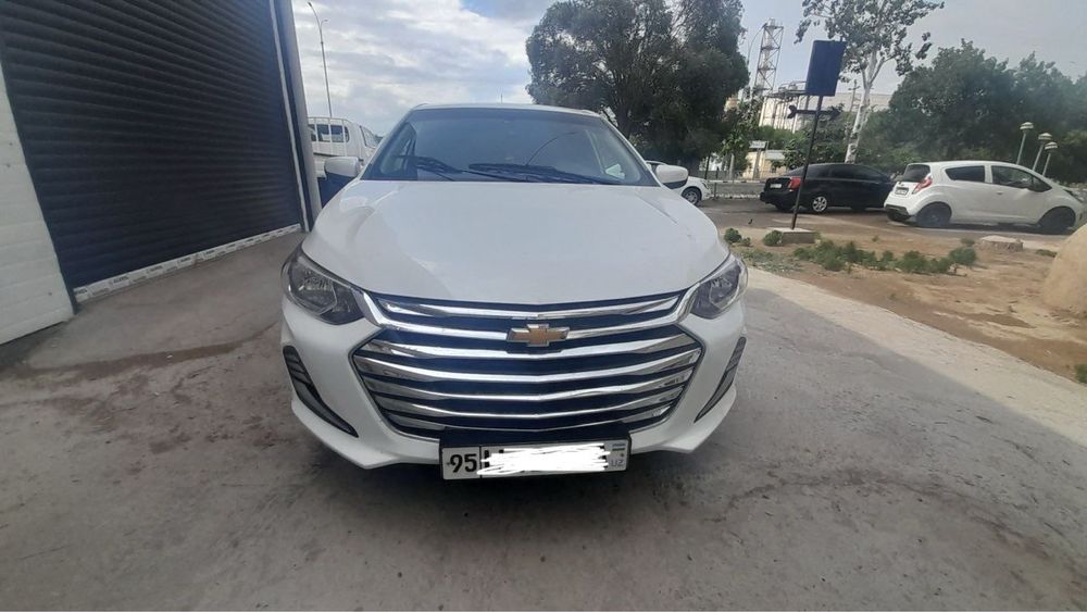 Onix 2023 pozitsiya-3.  yurgani 35000 metan