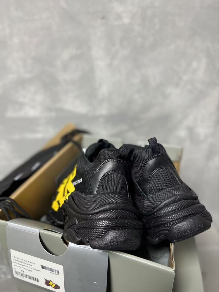 Balenciaga Triple S