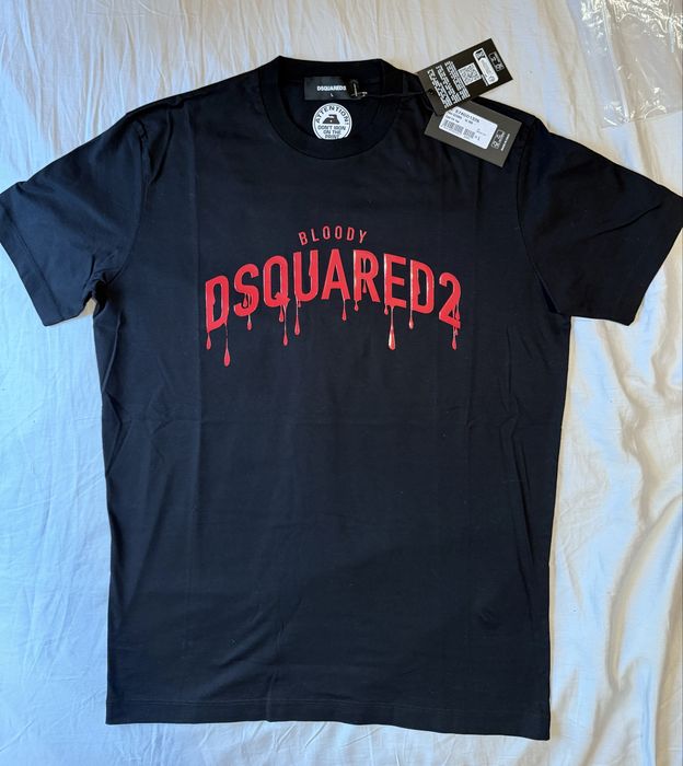 DSQ2 bloody size L
