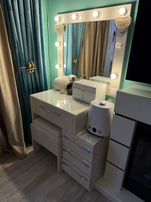 Продается столик