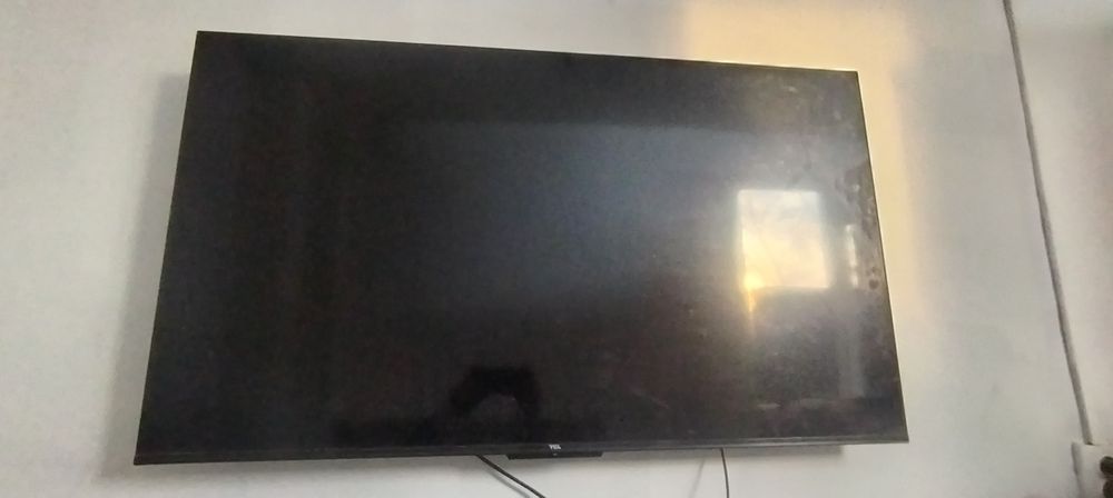 Телевизор TCL срочно