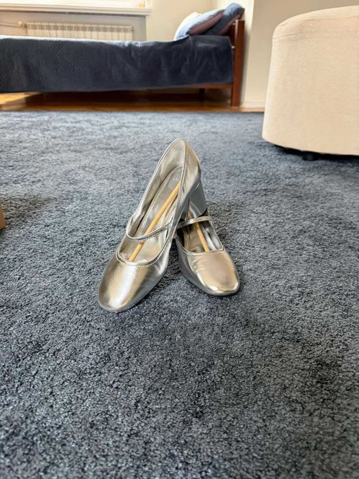 Mango - нови сребърни обувки № 39