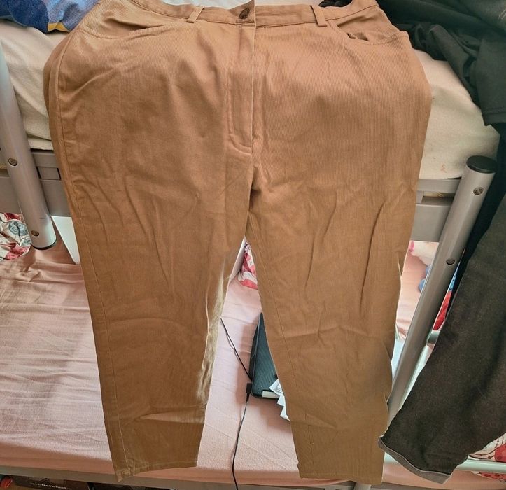 Pantaloni lungi crem