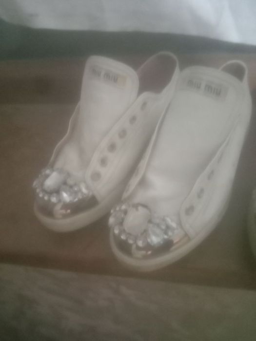 продам женские кеды miu miu ооигинал 37 размер