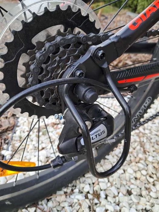 Детско юношеско колело Giant XtC Jr Disc 20 mountain bike.