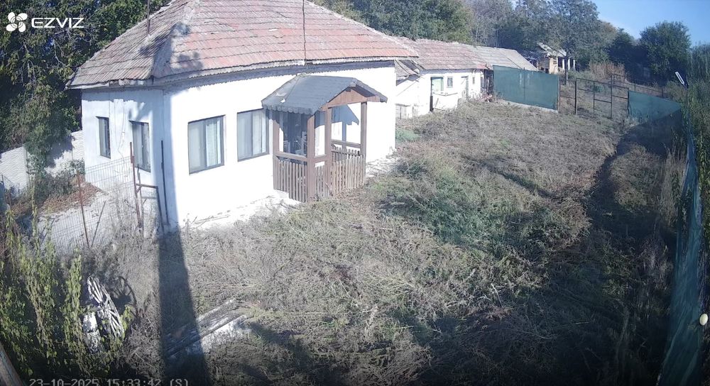 Teren 1000mp+casa 2 camere,utilitati complete-Geormane,la 100m de lac