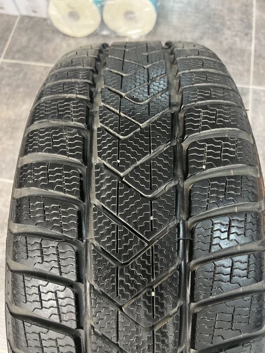 Зимни гуми Pirelli 245/45/ R18