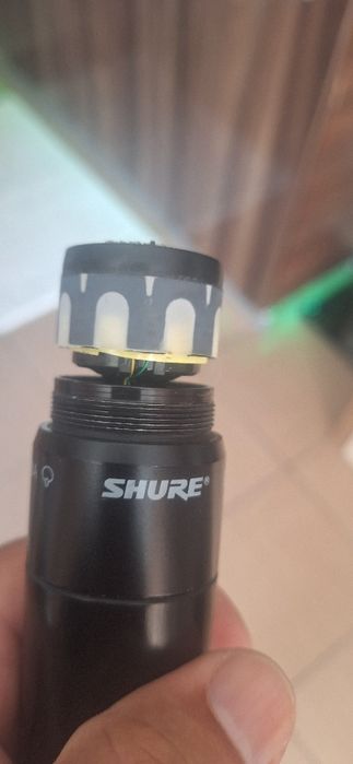 Microfon  shure ulx D 24 vând sau schimb cu 2 fbt himaxx 60