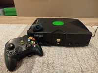 Xbox Classic cu controler și joc