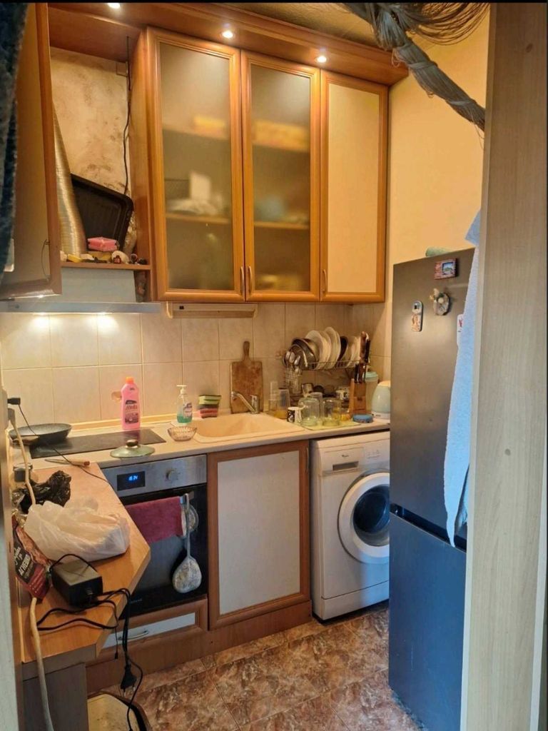 Продава се Двустаен апартамент в Асеновград - 64 кв.м за 1195 €/кв.м - Снимка #3