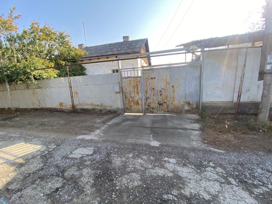 Продается дом в Янгибазаре 7,5 сотки