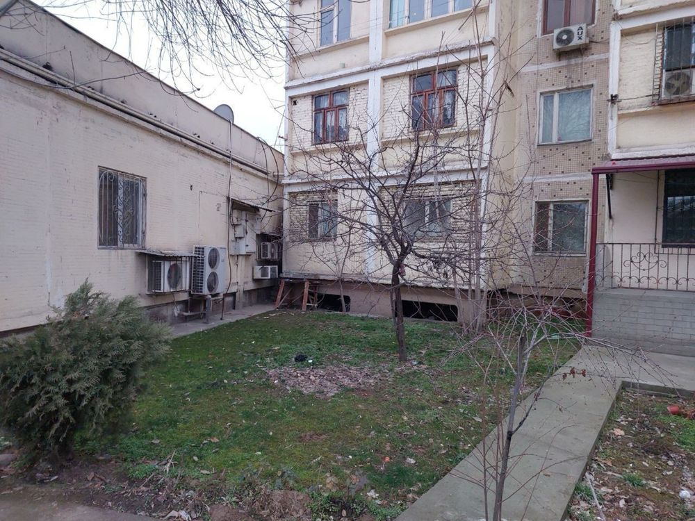 Сергели 4  4/1/5 без ремонта