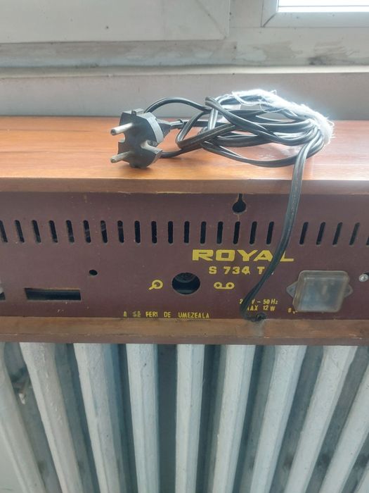 ROYAL  radio  vechi