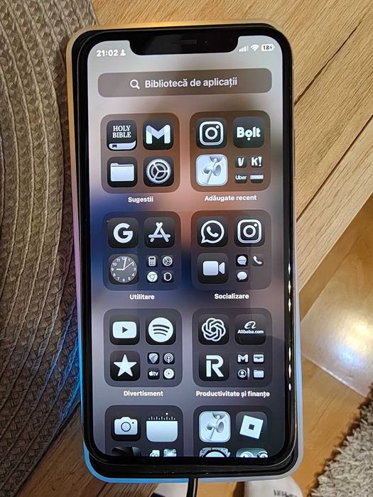 Vând iPhone XS alb