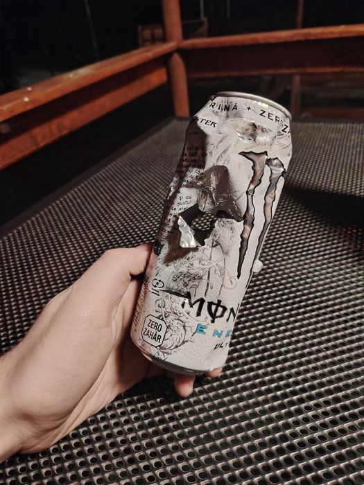 Doză de monster perforată de 5 gloanțe de calibrul 6 mm