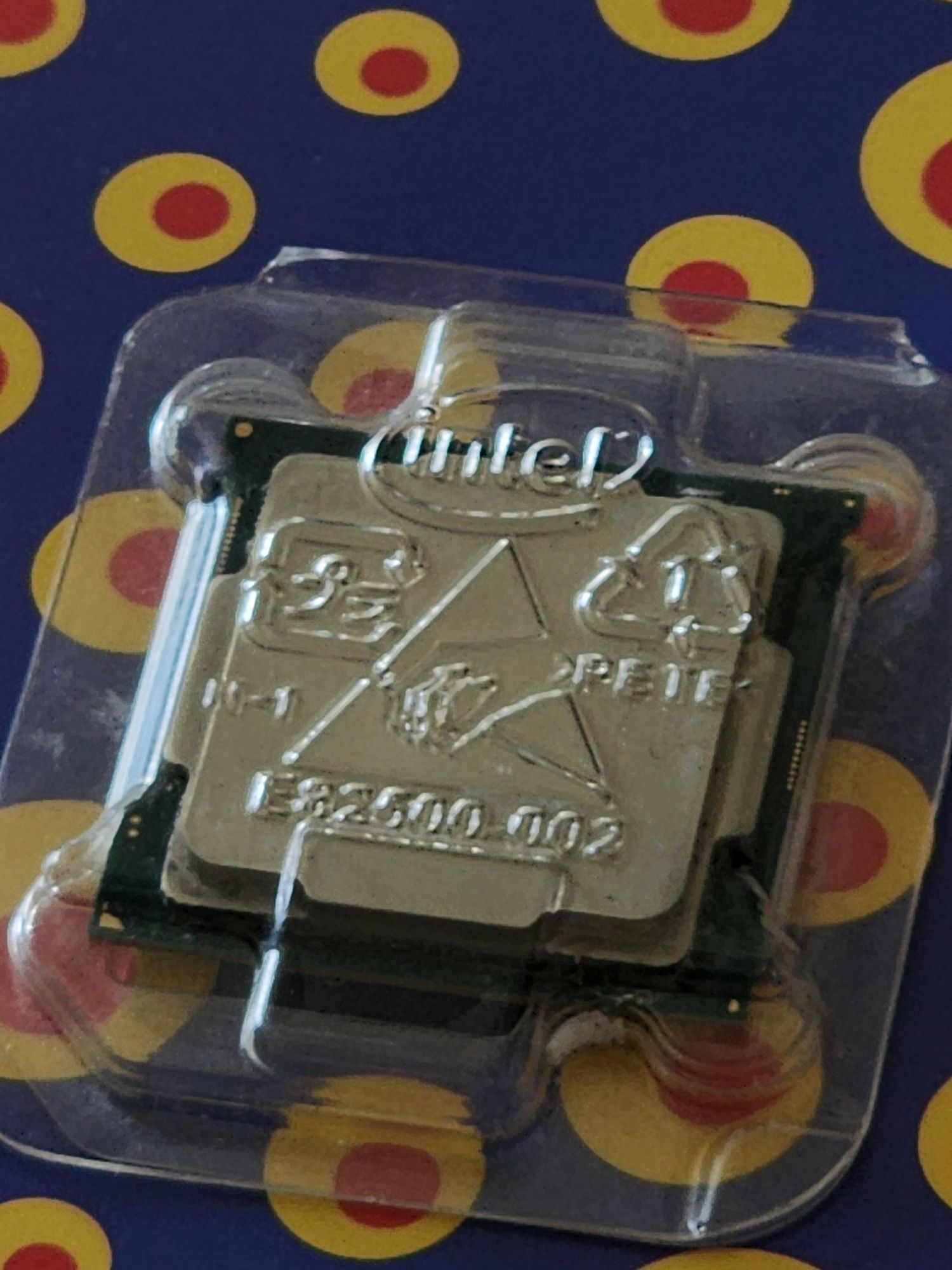 Процессор Intel i7 8700k . Сокет 1151v2 проц, CPU