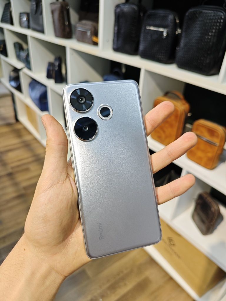 Redmi Turbo 3 (Poco F6)