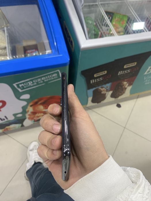 Iphone x b/u iwlawlari zor