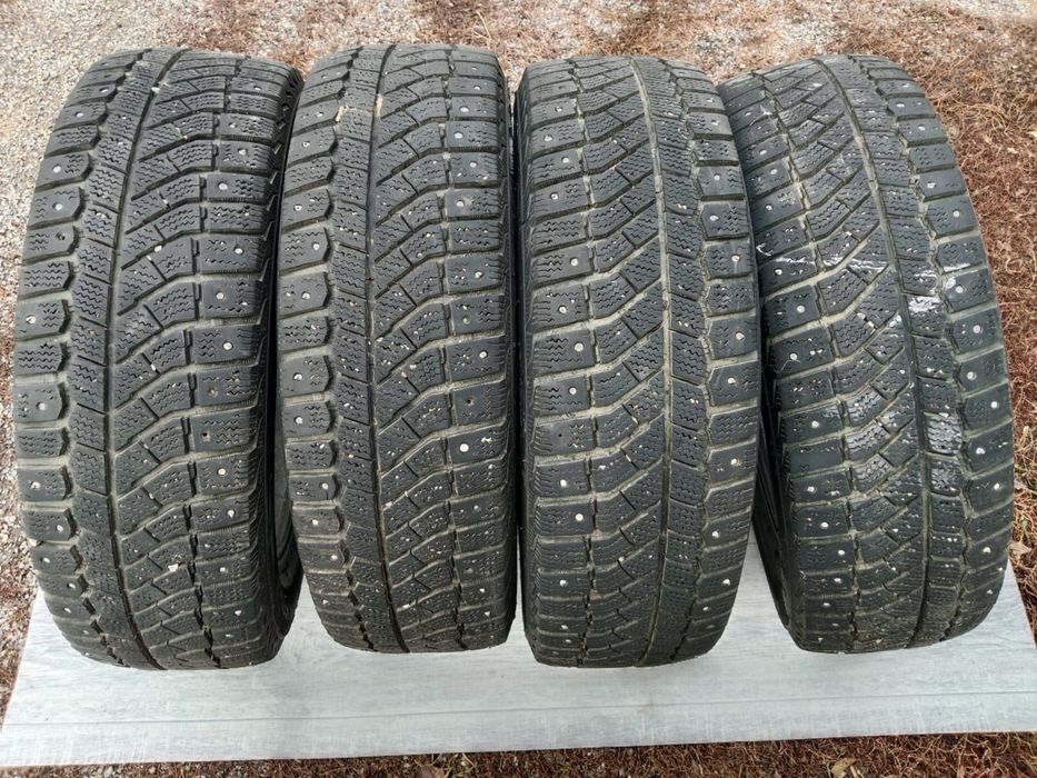 Зимний покрышка