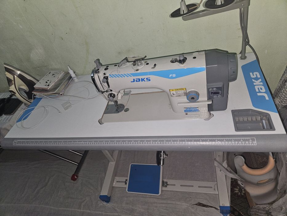 Продаётся шв машинка jaks f 5 как новый