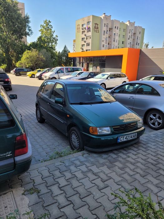 Автомобил фолксваген поло