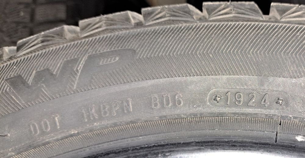 Зимни Гуми ДОТ 24 на 3000км 225/55/20