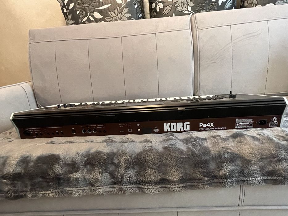 Korg Pa4x 61  impecabil !