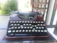 masina de scris continental