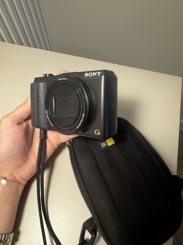 Sony Cyber-shot DSC-HX50