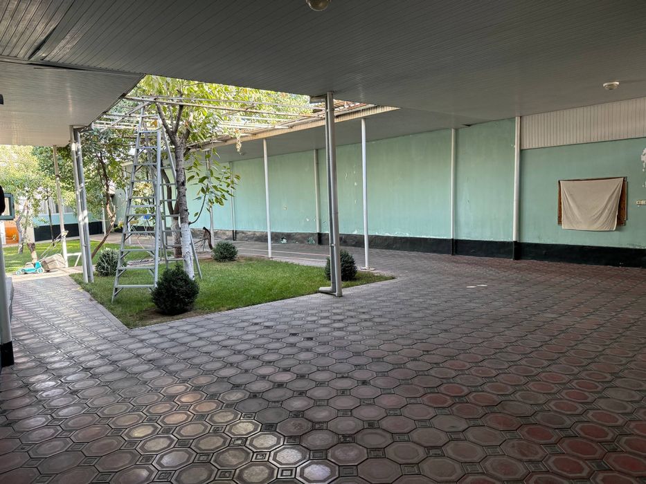 Uy sotiladi 5sotix bektemir