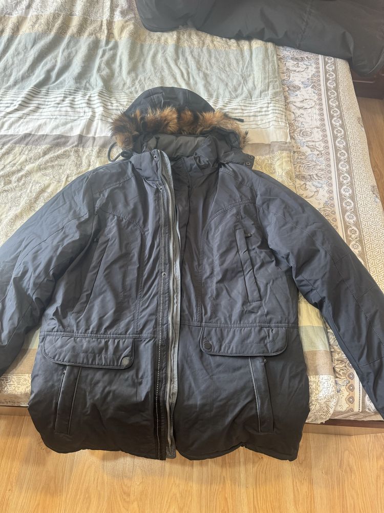Продам куртку зимняя 56 размер