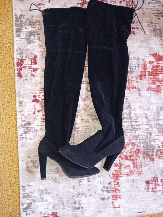 Чизми в перфектно състояние.