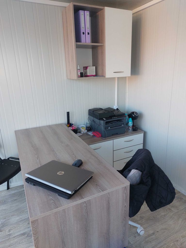 Продава се Офис в Русе, Здравец Север 1 - 9 кв.м за 482 €/кв.м - Снимка #1